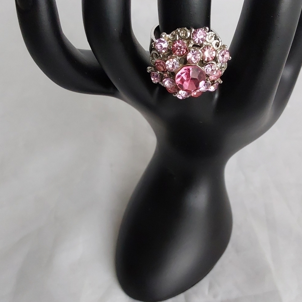 WOMEN'S SIZE‎ 8 PRINCESS BUBBLEGUM RING - Picture 5 of 7